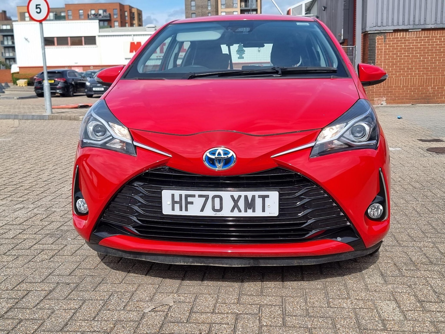 Used Toyota Yaris 2020 for sale - 76423406: Photo 2
