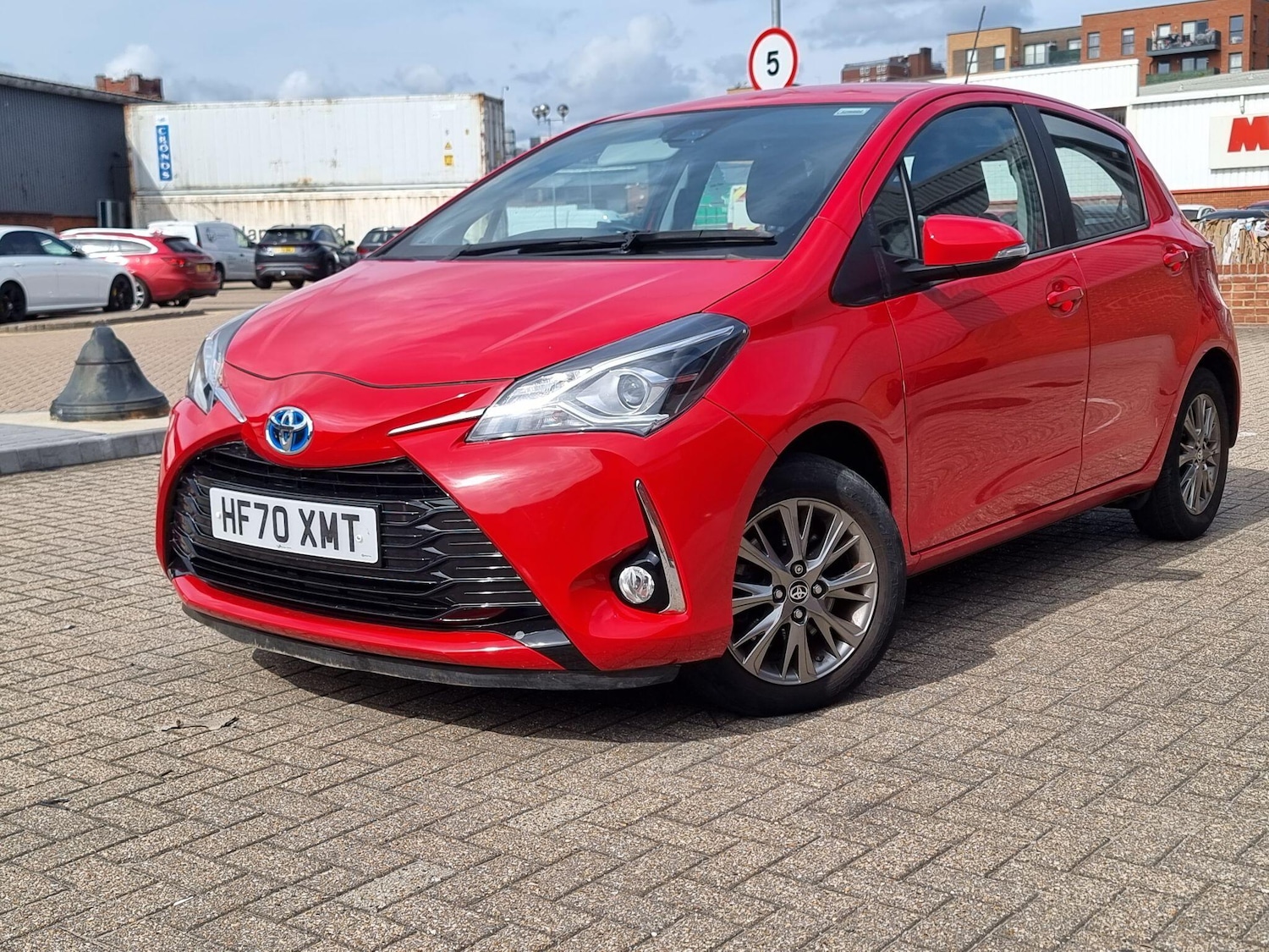 Used Toyota Yaris 2020 for sale - 76423406: Photo 3