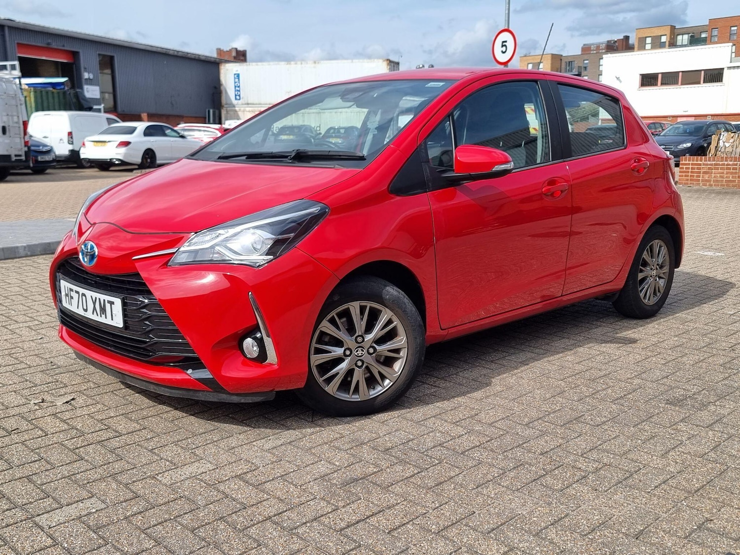 Used Toyota Yaris 2020 for sale - 76423406: Photo 8