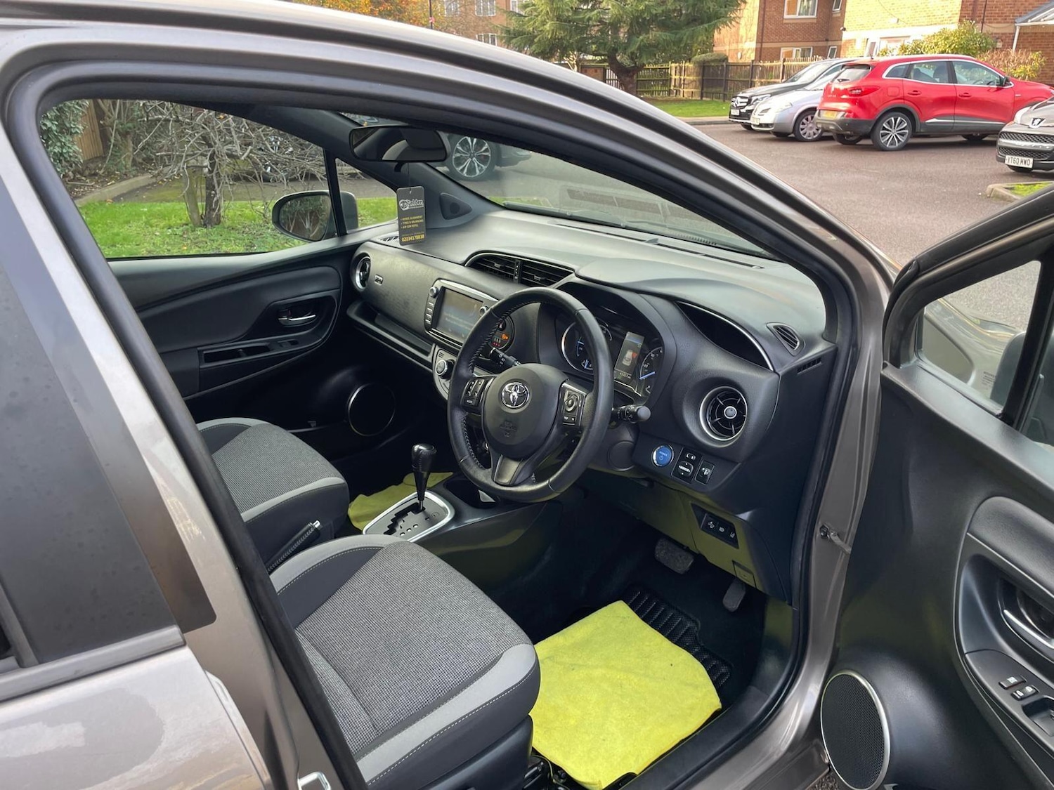 Used Toyota Yaris 2020 for sale - 77305033: Photo 5