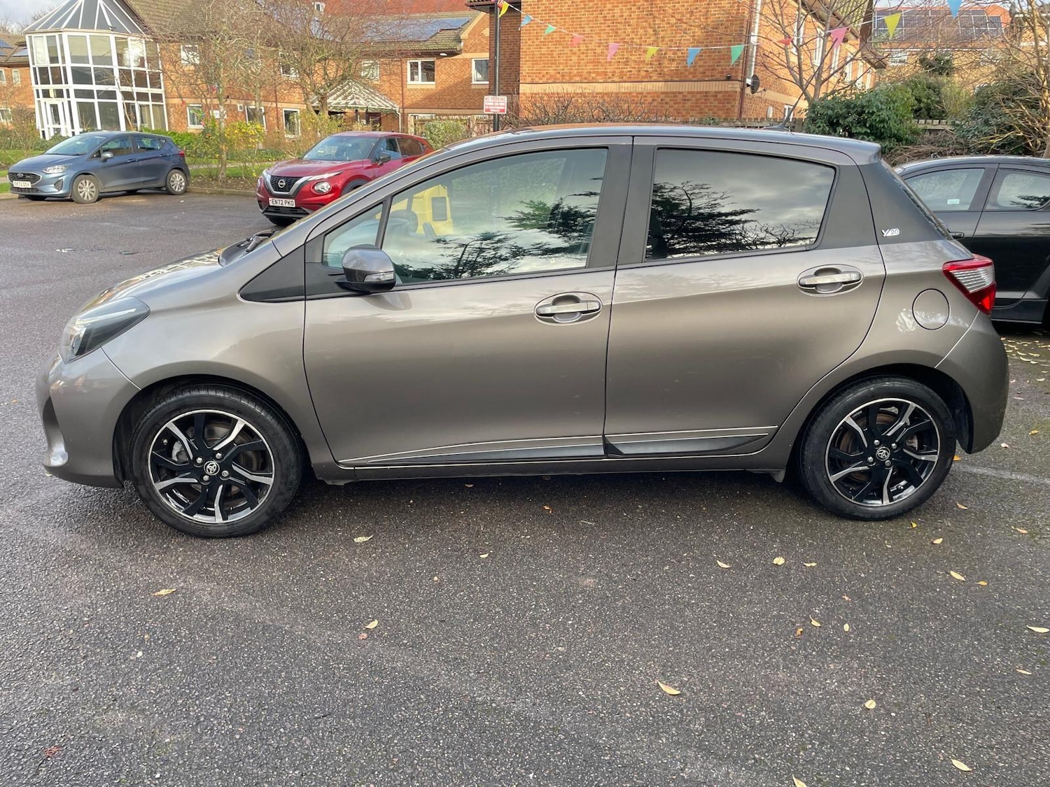 Used Toyota Yaris 2020 for sale - 77305033: Photo 9