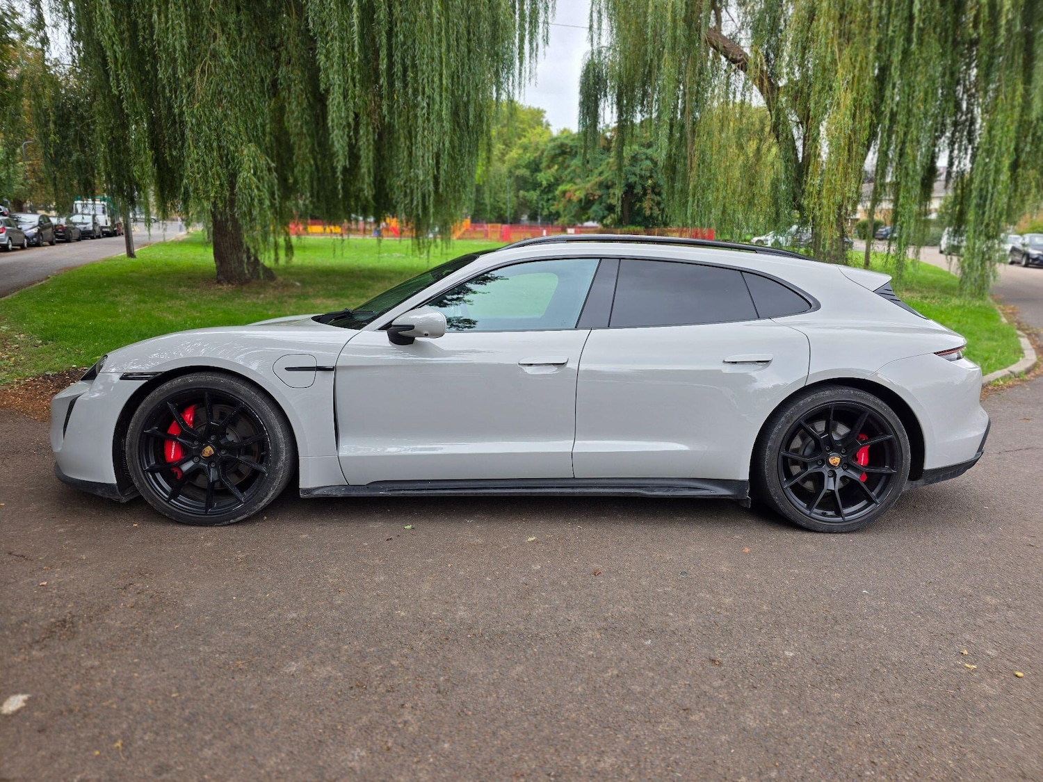 Used Porsche Taycan 2022 for sale - 76993582: Photo 10