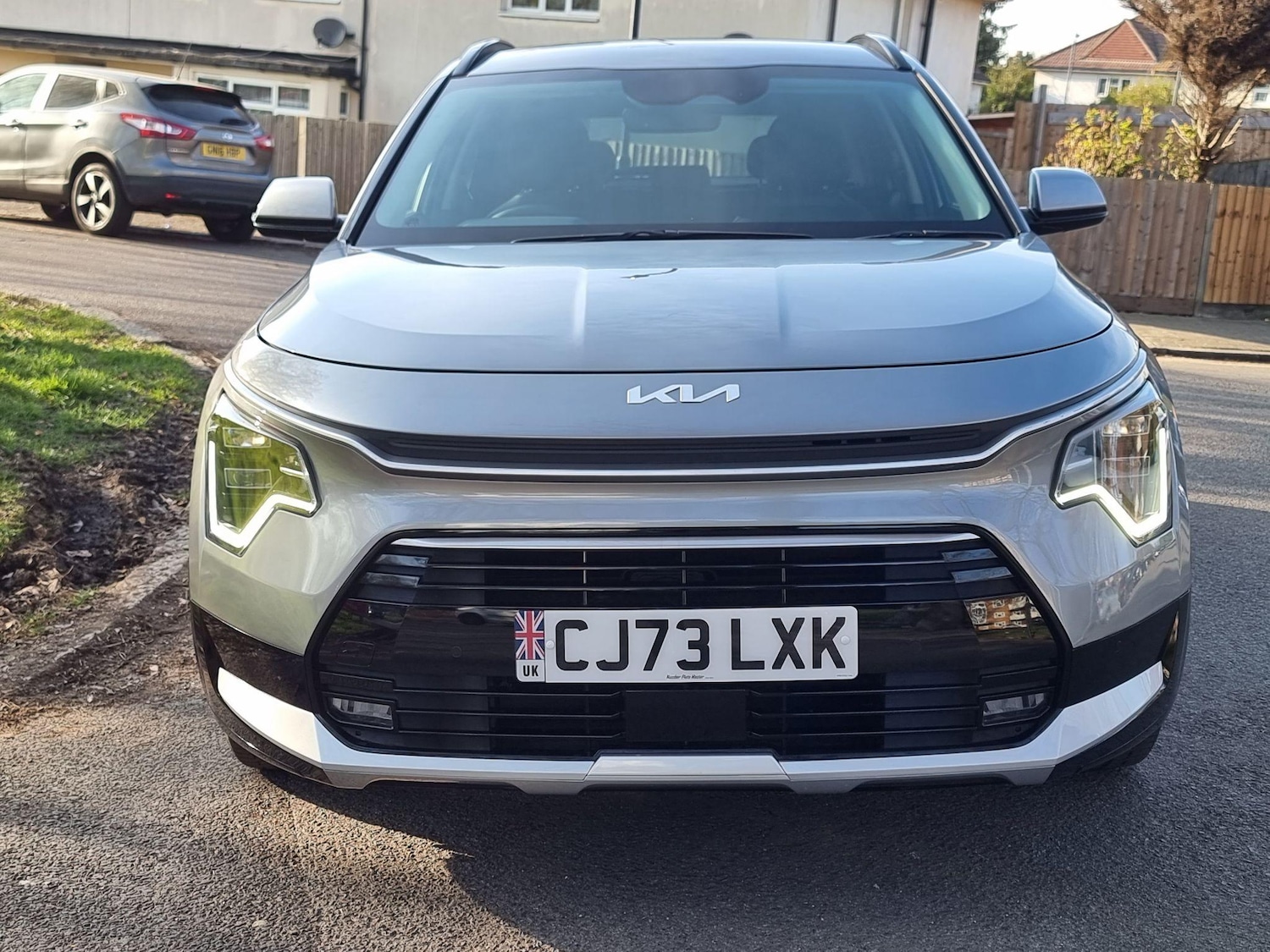 Used Kia Niro 2024 for sale - 76424769: Photo 2