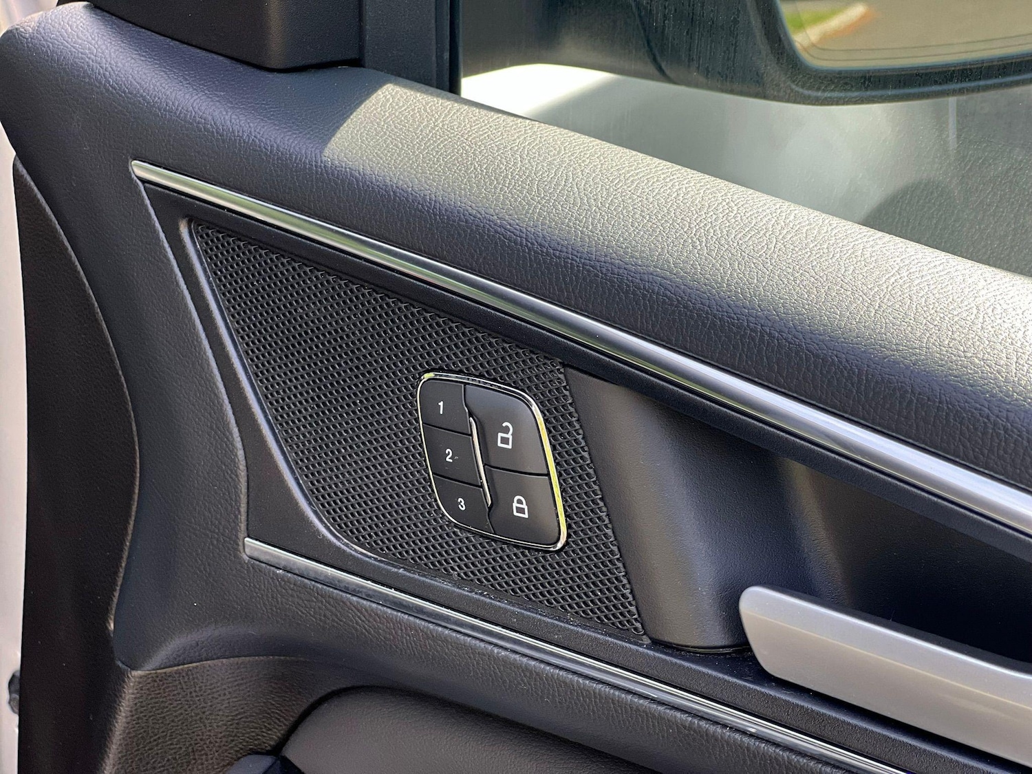 Used Ford S-Max 2020 for sale - 76424720: Photo 28