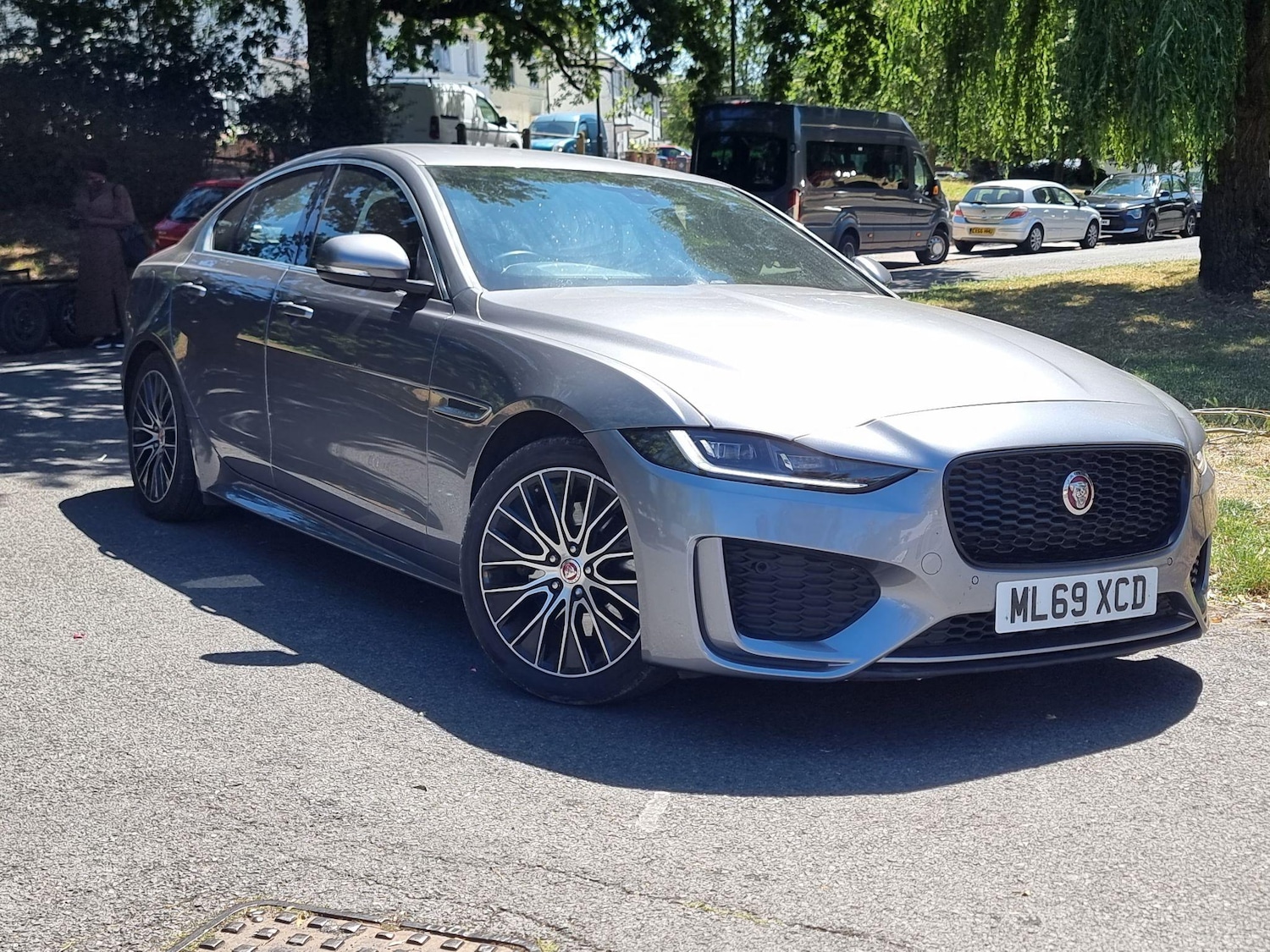 Used Jaguar XE 2019 for sale - 76423395: Photo 17