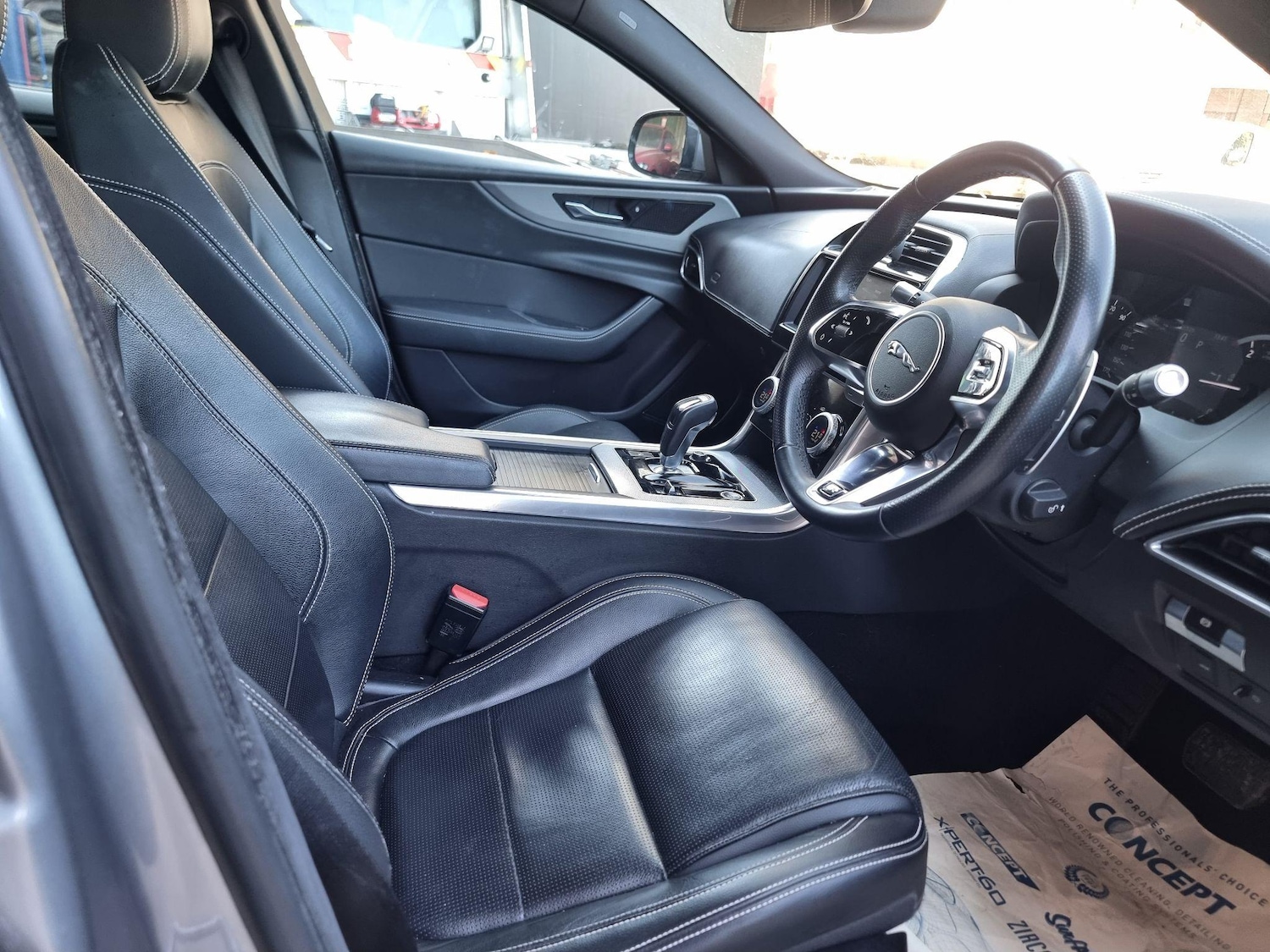 Used Jaguar XE 2019 for sale - 76423395: Photo 7