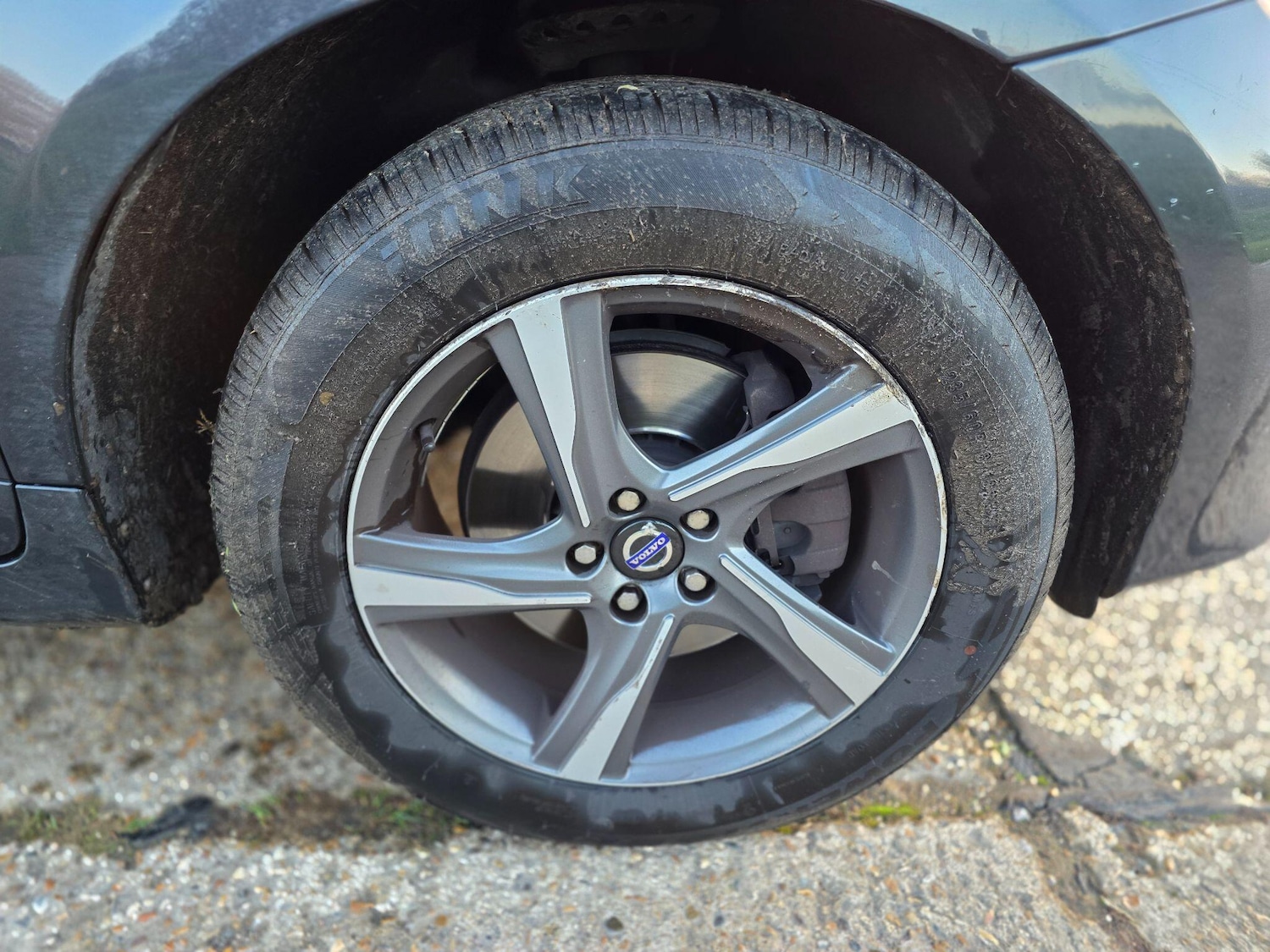 Used Volvo XC60 2014 for sale - 77015890: Photo 26