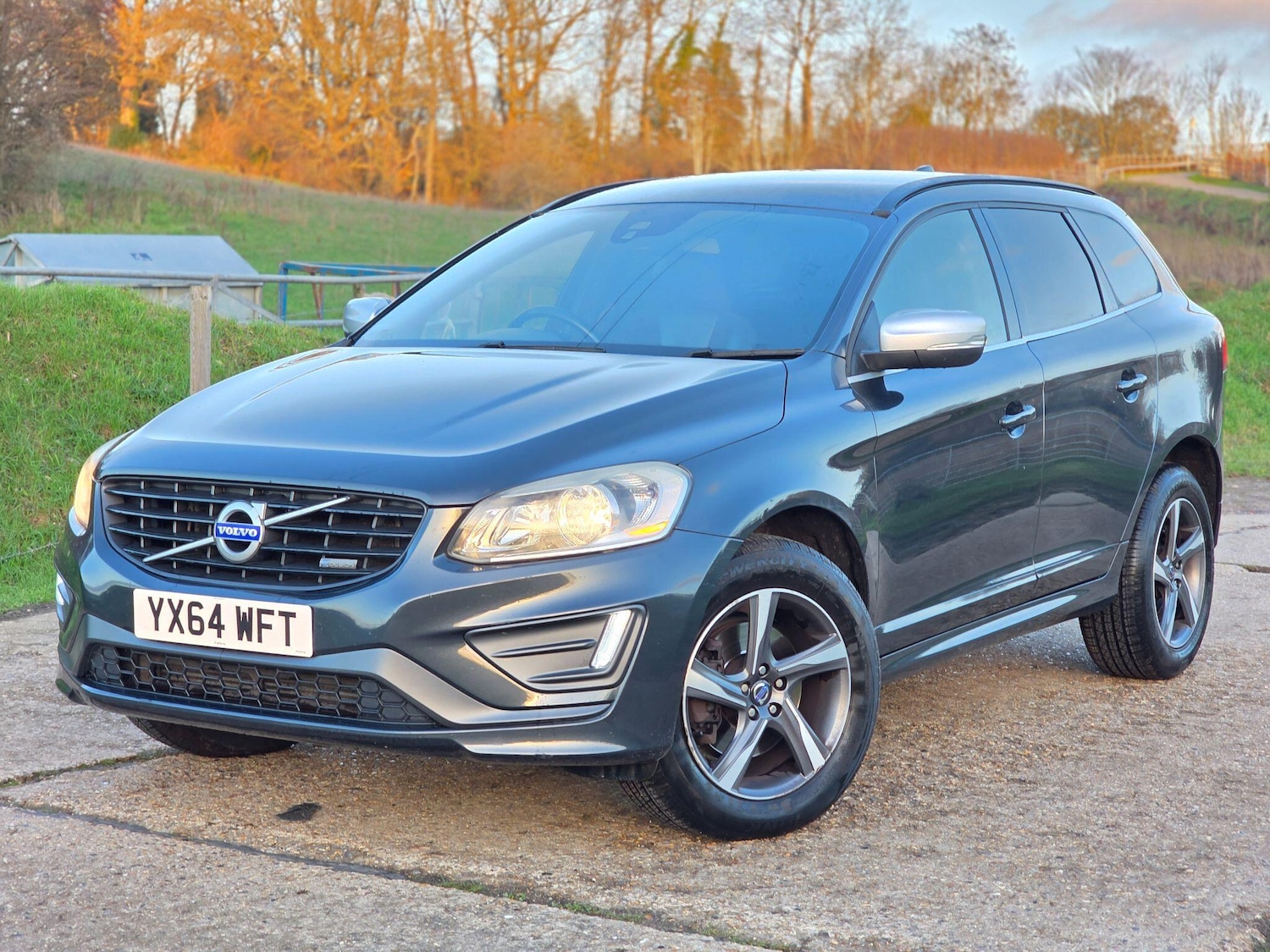 Used Volvo XC60 2014 for sale - 77015890: Photo 28