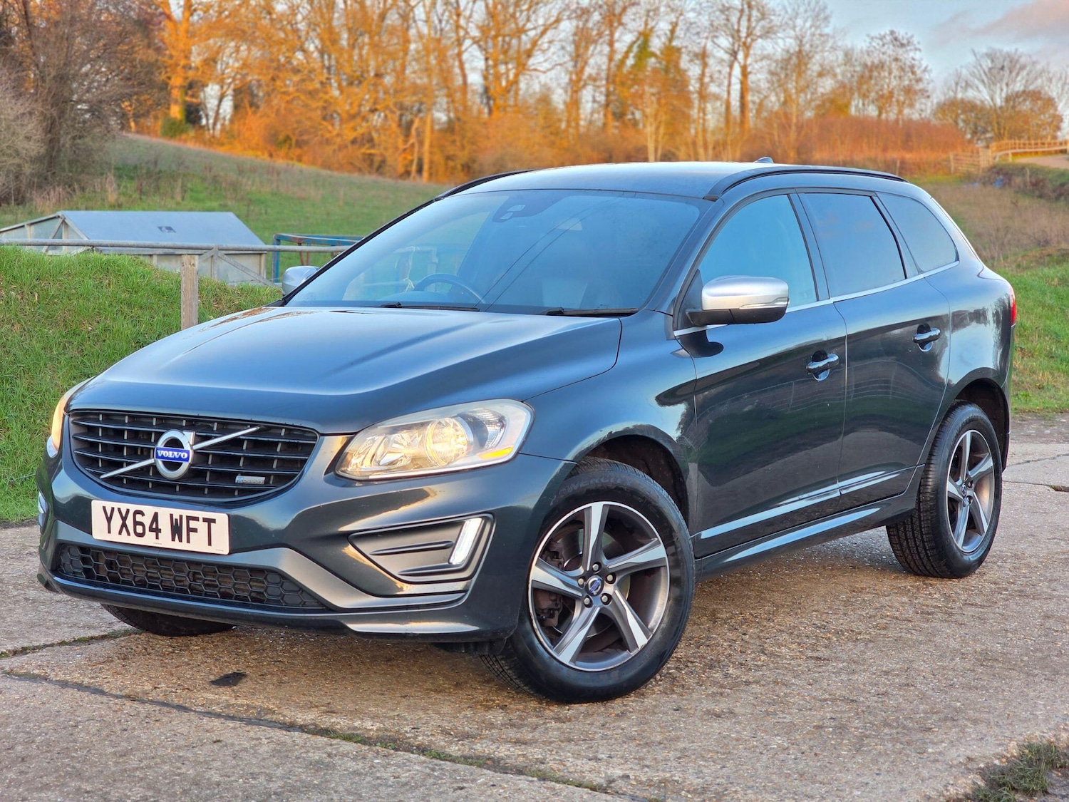 Used Volvo XC60 2014 for sale - 77015890: Photo 32