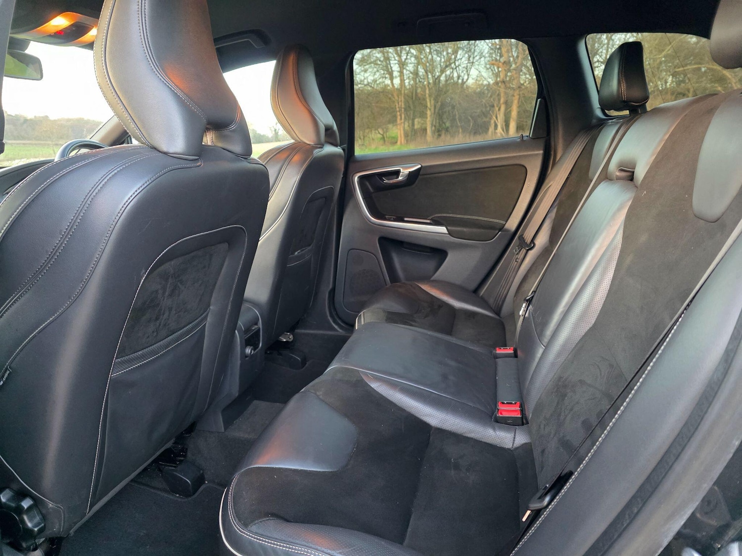 Used Volvo XC60 2014 for sale - 77015890: Photo 8