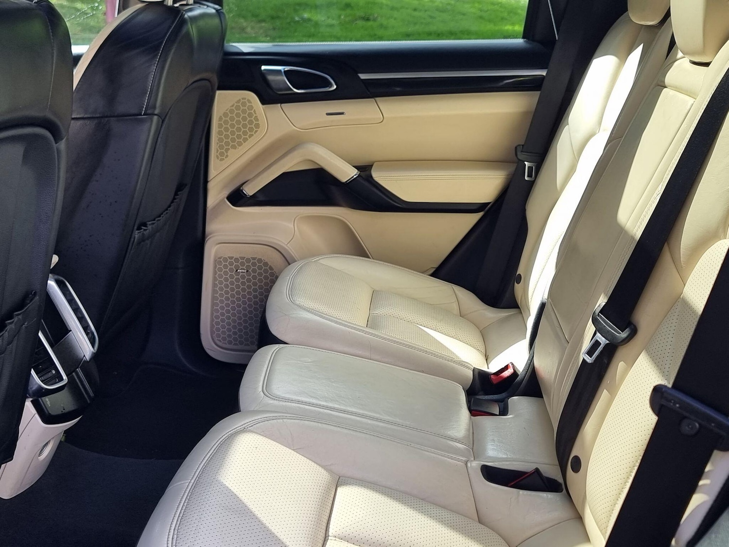 Used Porsche Cayenne 2016 for sale - 76715335: Photo 12