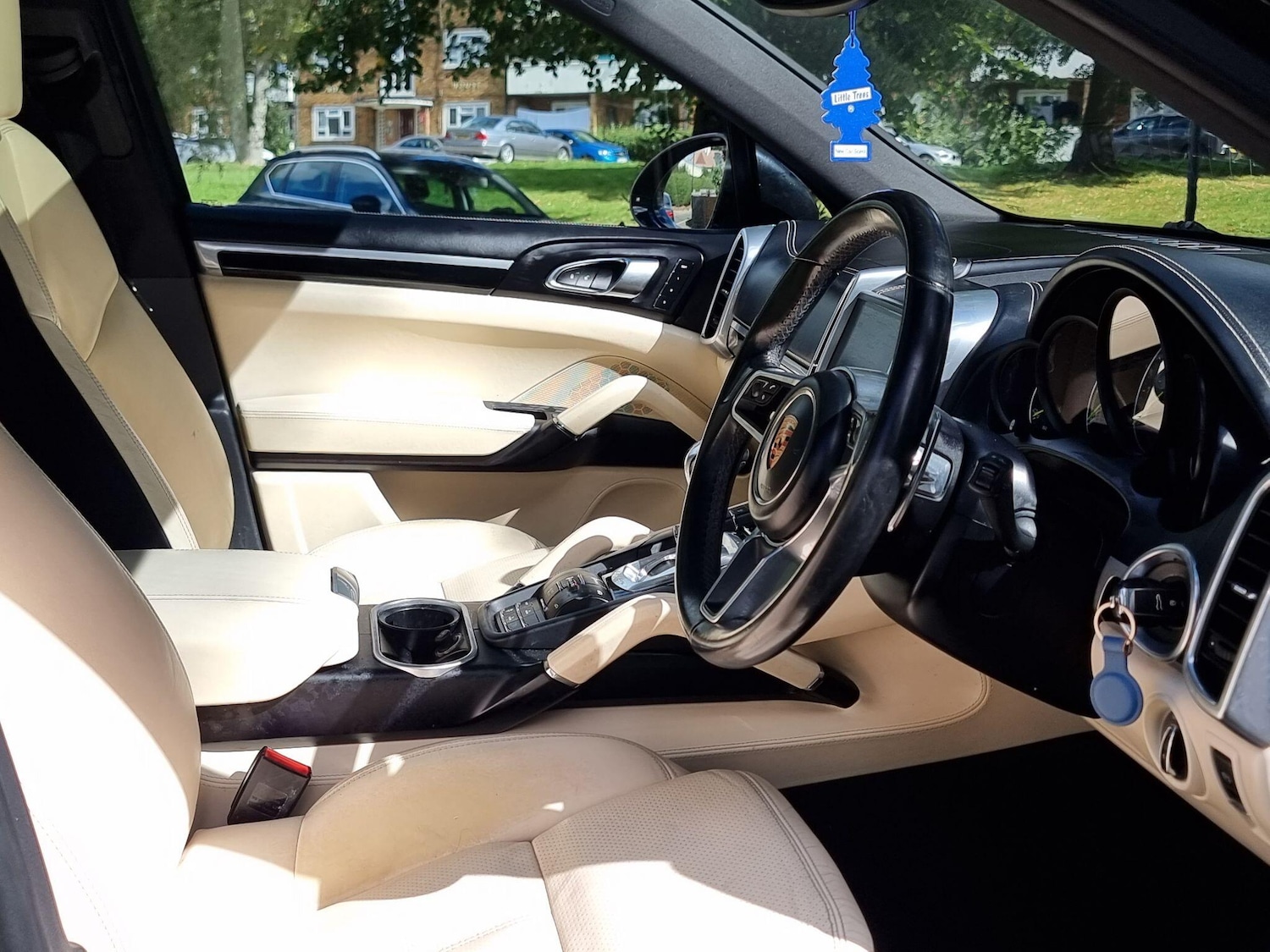 Used Porsche Cayenne 2016 for sale - 76715335: Photo 5