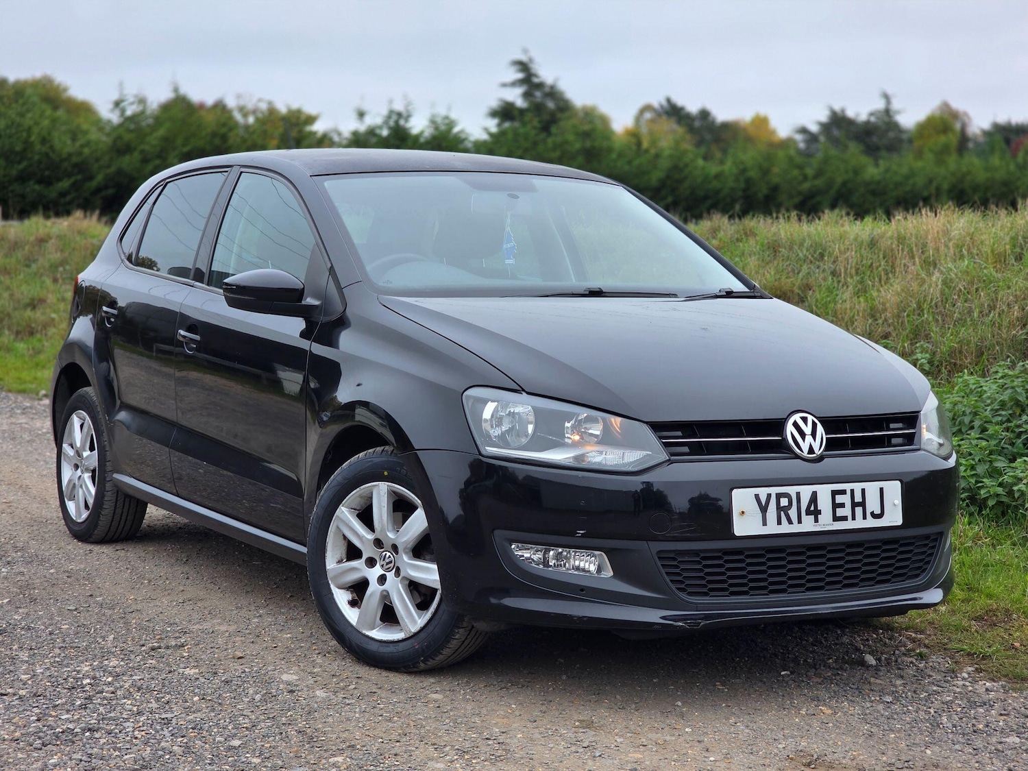 Used Volkswagen Polo 2014 for sale - 76424705: Photo 2