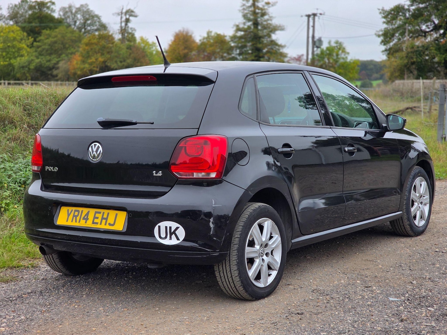 Used Volkswagen Polo 2014 for sale - 76424705: Photo 3