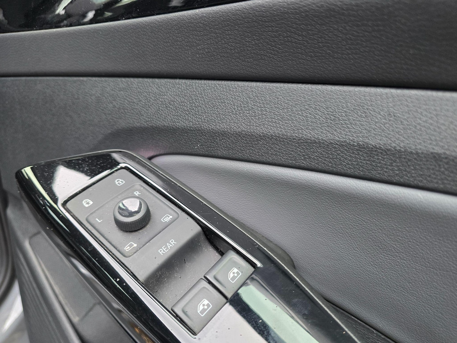 Used Volkswagen ID.4 2024 for sale - 76537983: Photo 17