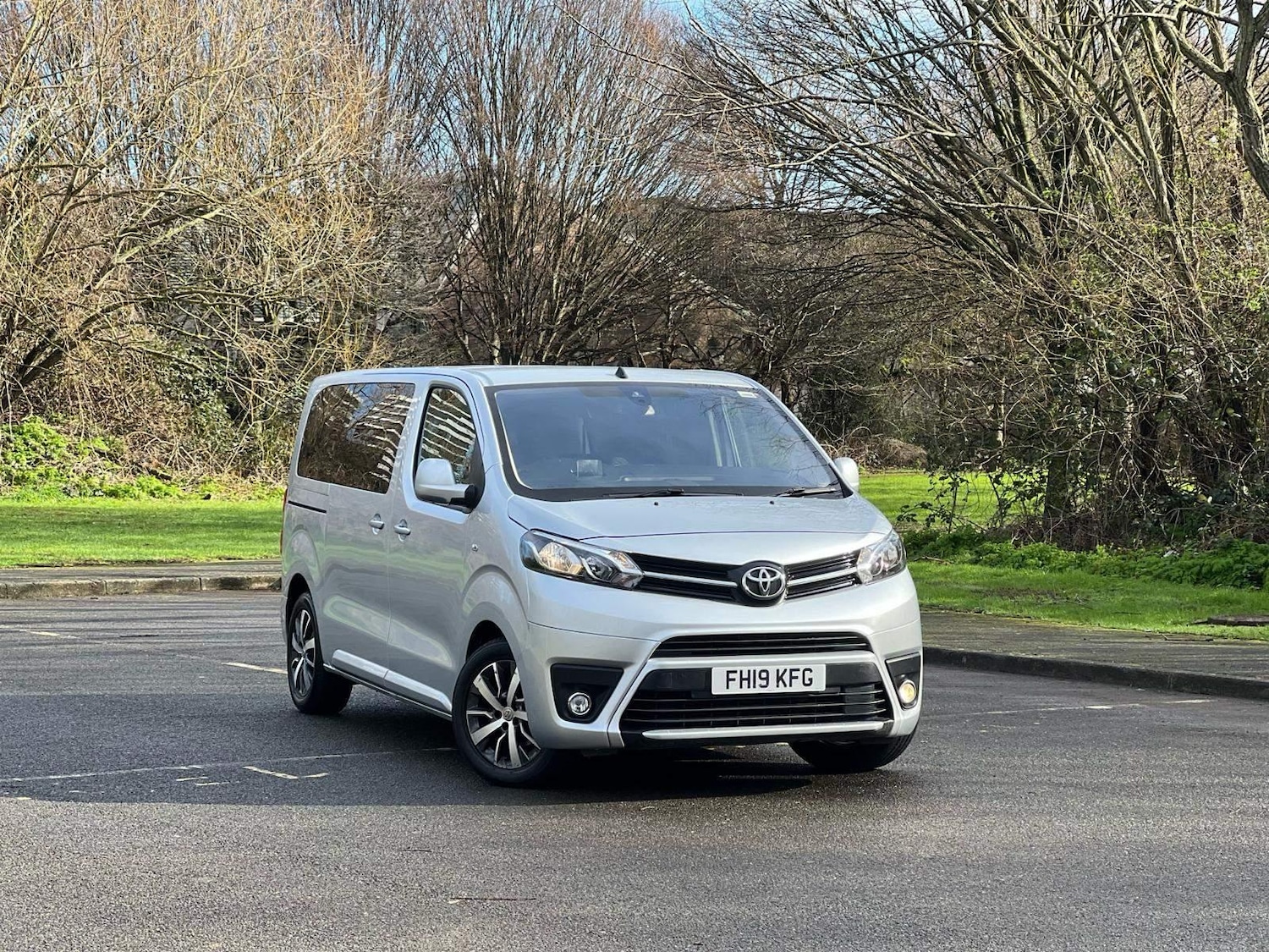 Used Toyota PROACE CITY Verso 2019 for sale - 76424462: Photo 2
