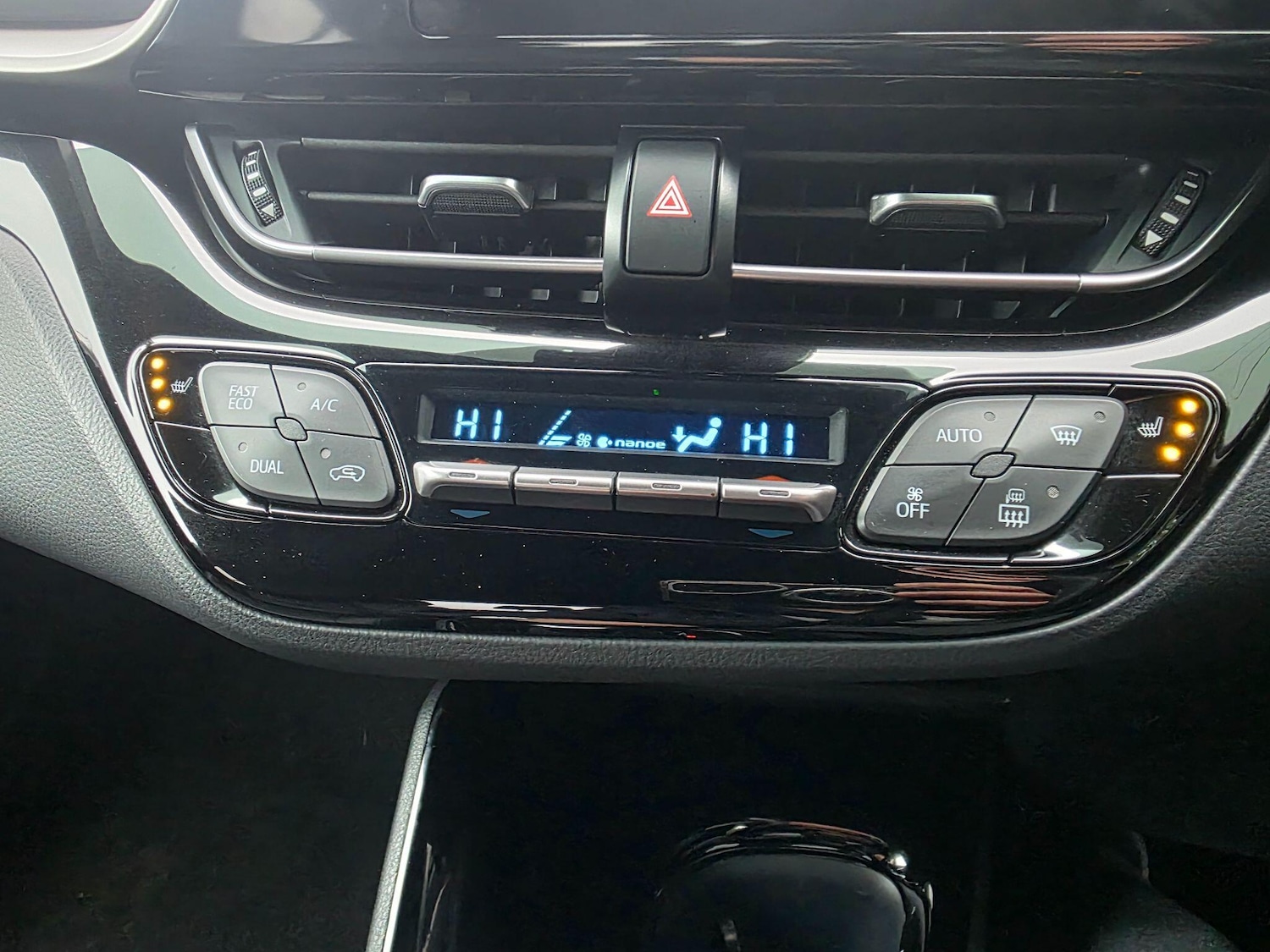 Used Toyota C-HR 2022 for sale - 77612024: Photo 14