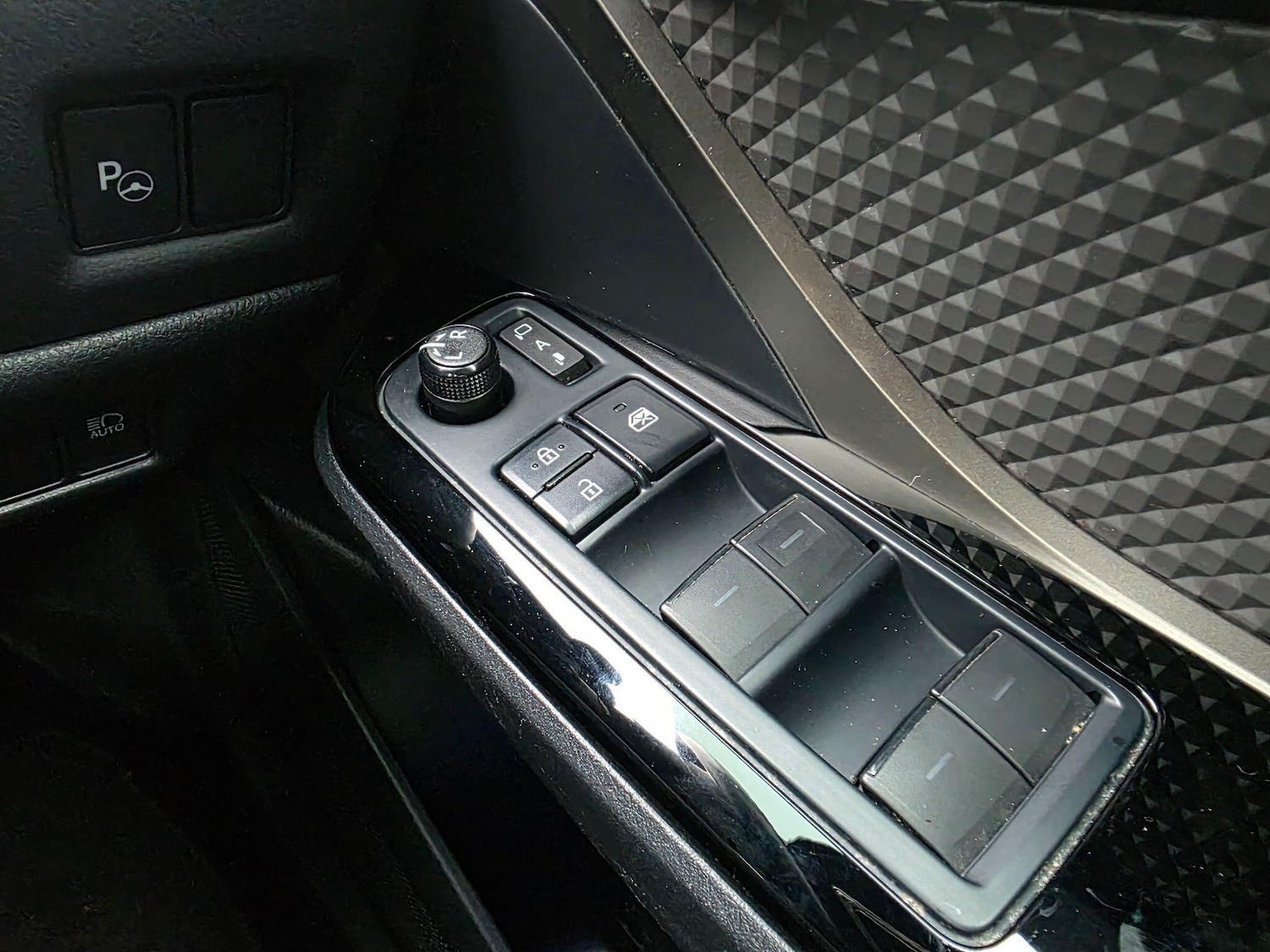 Used Toyota C-HR 2022 for sale - 77612024: Photo 17