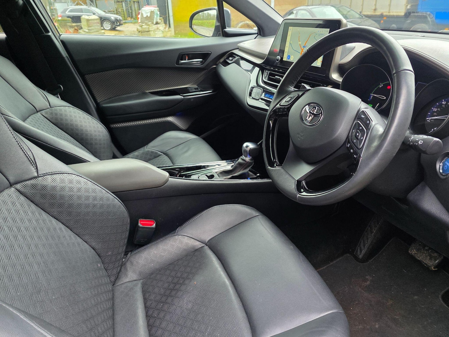 Used Toyota C-HR 2022 for sale - 77612024: Photo 5