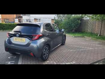 Used Toyota Yaris 2022 for sale - 74776501: Photo