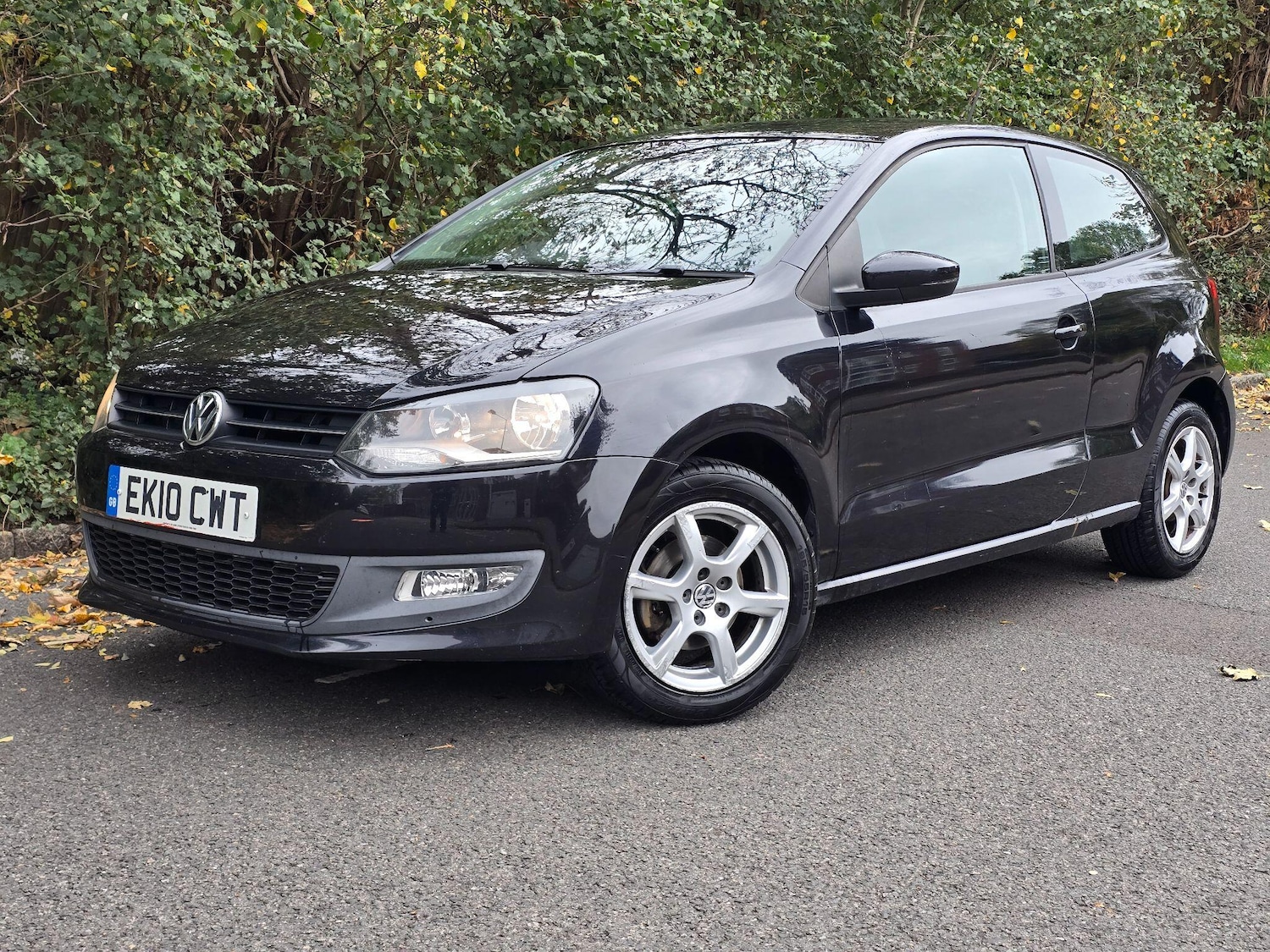 Used Volkswagen Polo 2010 for sale - 76473504: Photo 1