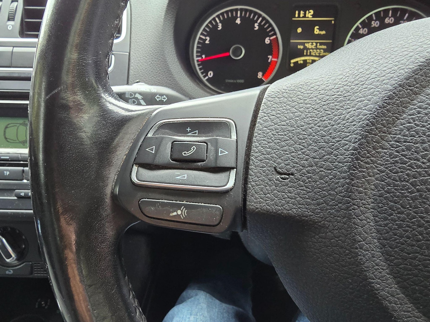 Used Volkswagen Polo 2010 for sale - 76473504: Photo 11