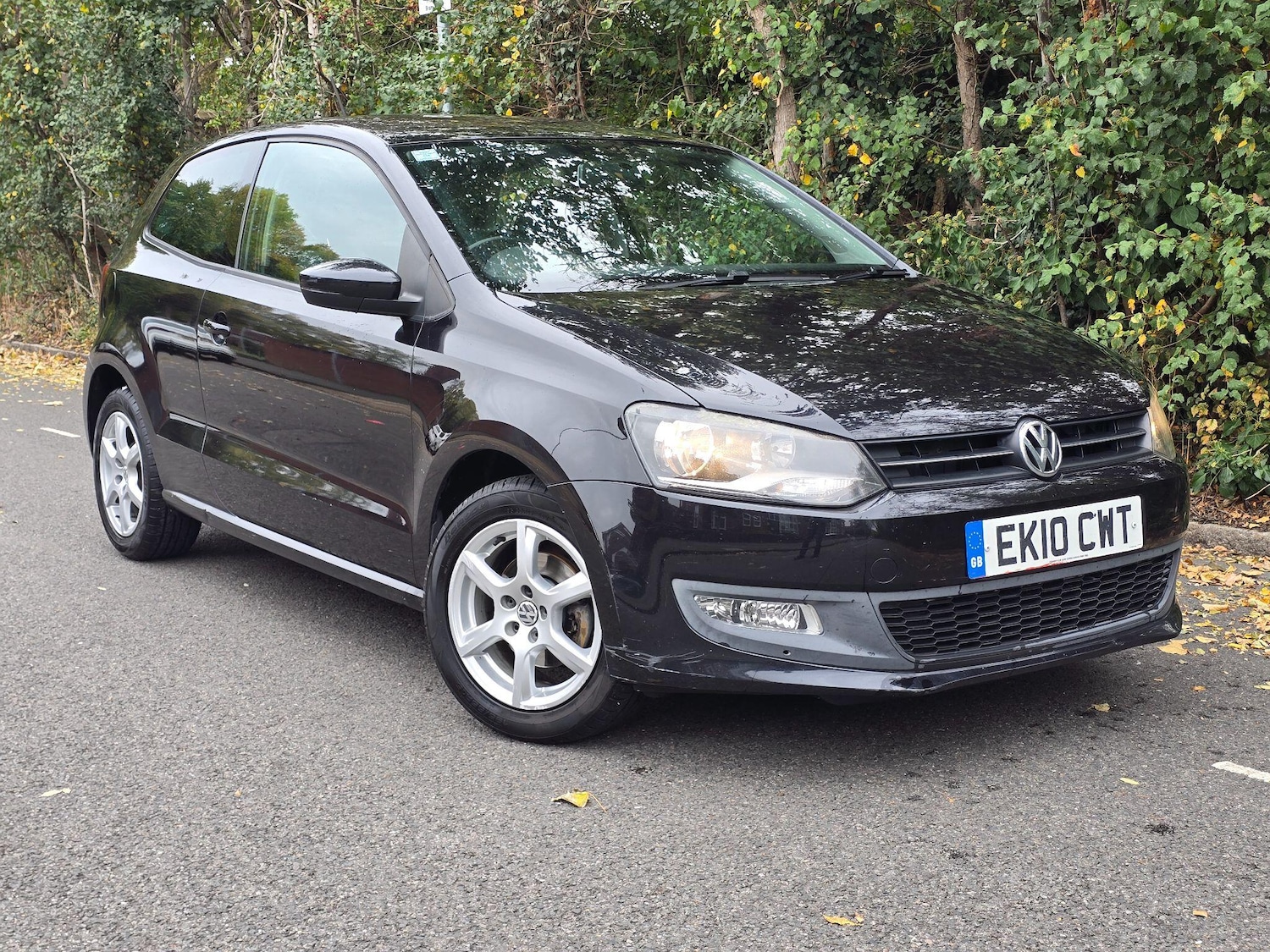 Used Volkswagen Polo 2010 for sale - 76473504: Photo 2