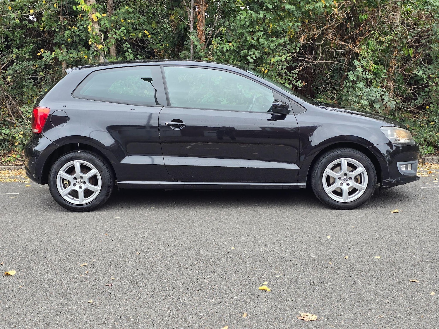 Used Volkswagen Polo 2010 for sale - 76473504: Photo 9