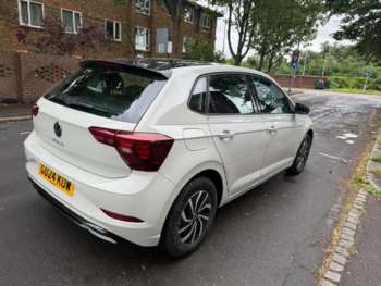 Used Volkswagen Polo 2024 for sale - 74898815: Photo