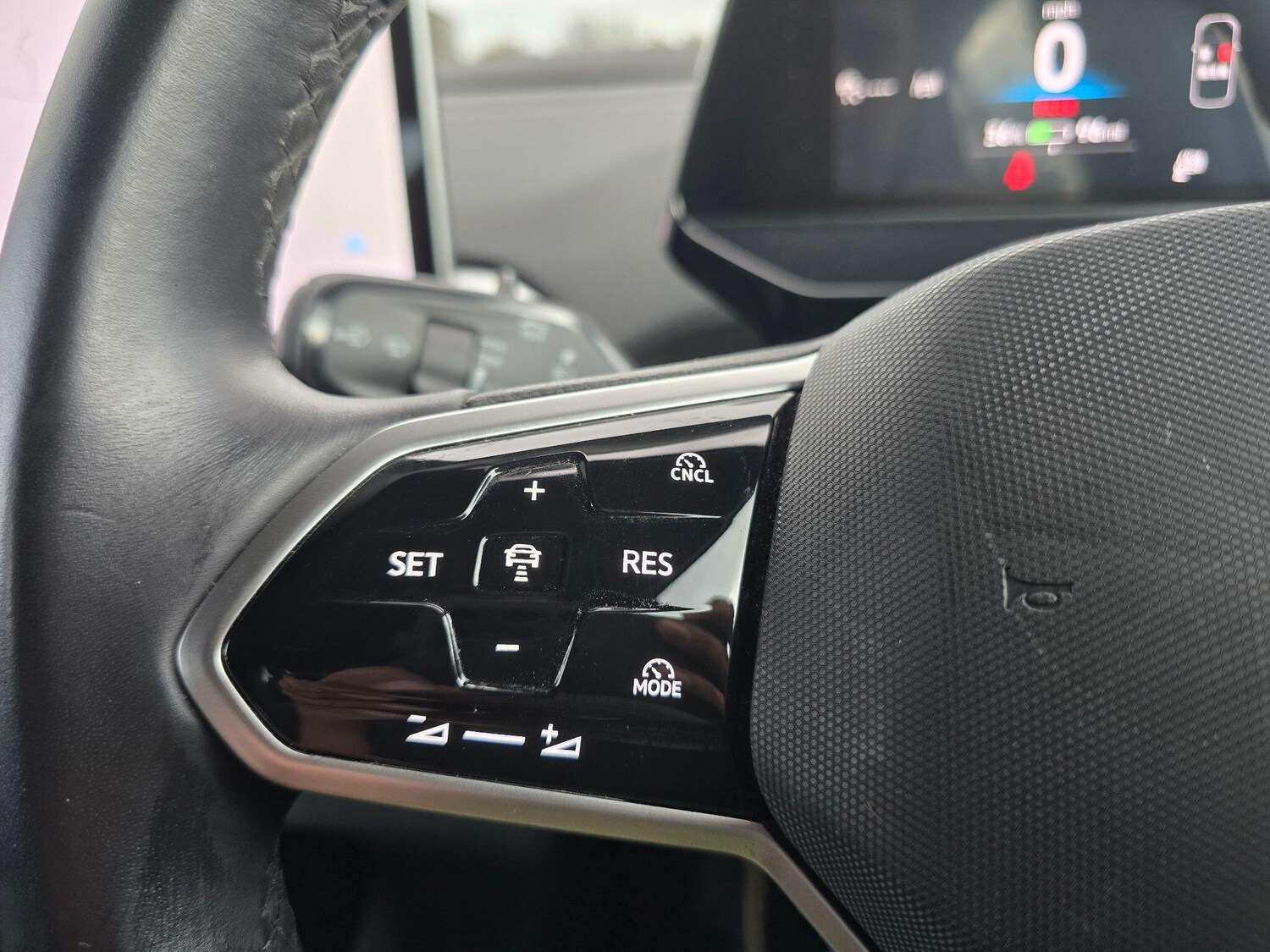 Used Volkswagen ID.4 2024 for sale - 77468643: Photo 18