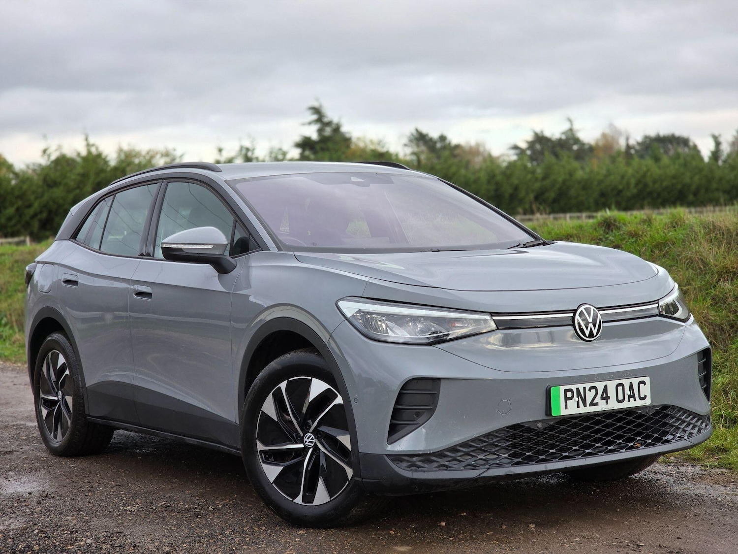 Used Volkswagen ID.4 2024 for sale - 77468643: Photo 2