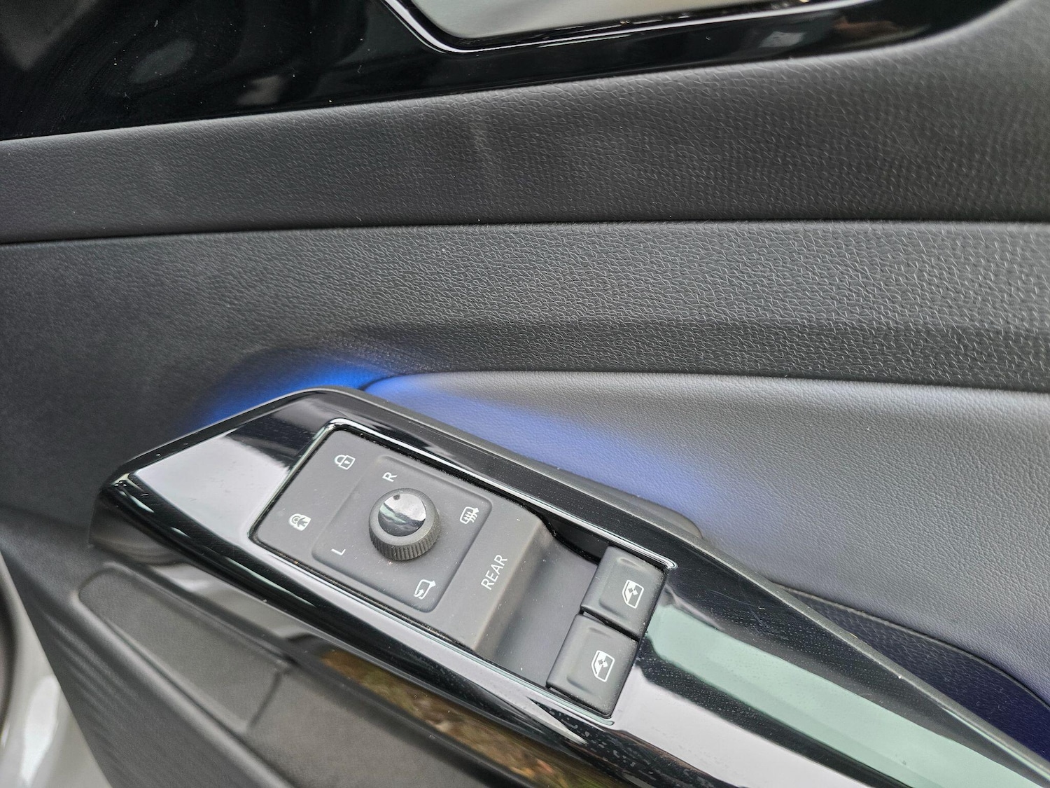 Used Volkswagen ID.4 2024 for sale - 77468643: Photo 24