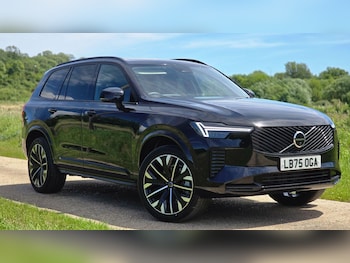 Used Volvo XC90 2025 for sale - 78898487: Photo