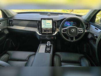 Used Volvo XC90 2025 for sale - 78898487: Photo