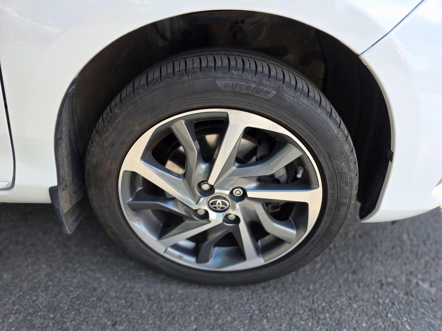 Used Toyota Yaris 2020 for sale - 76422679: Photo 21