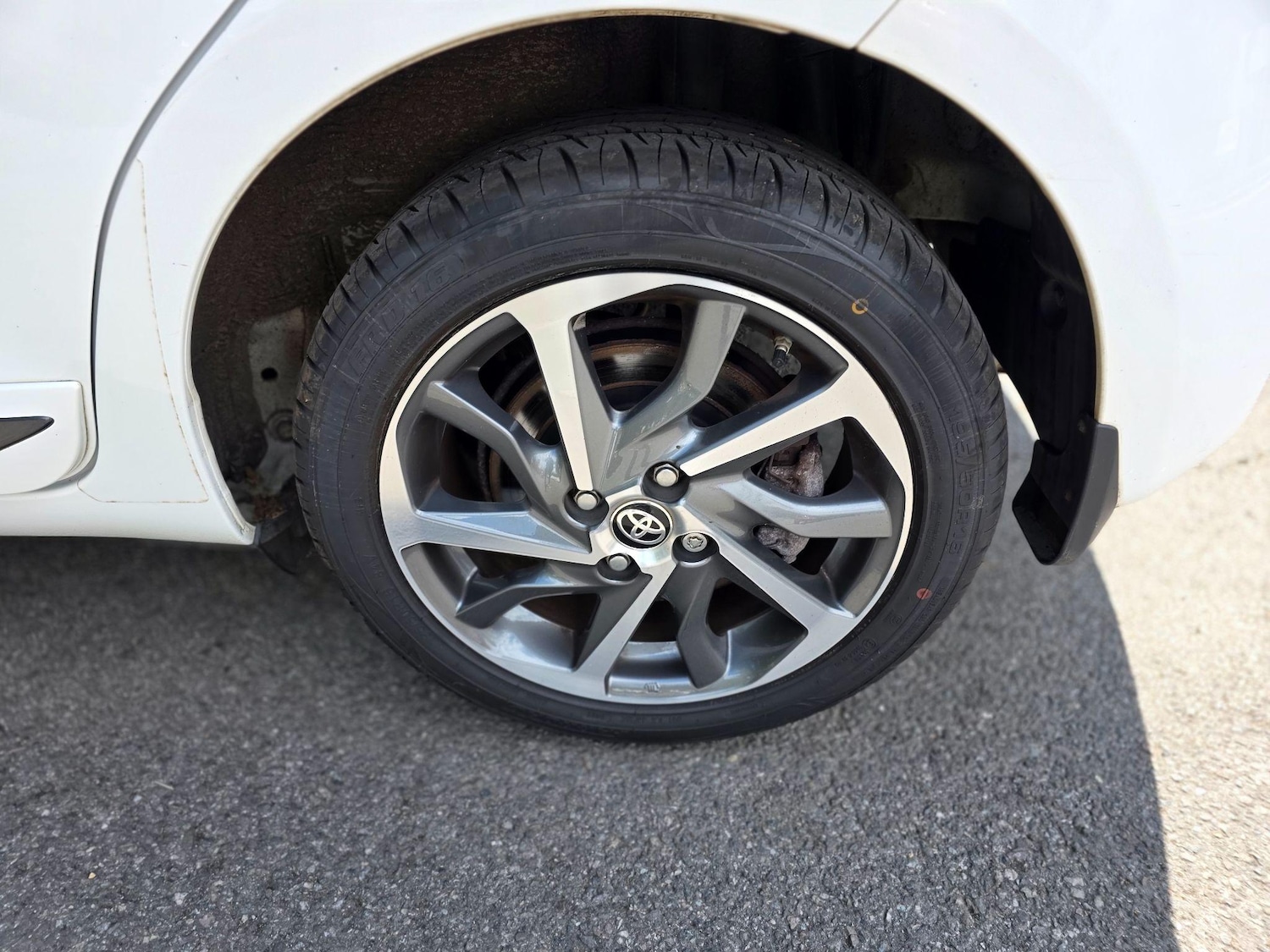 Used Toyota Yaris 2020 for sale - 76422679: Photo 24