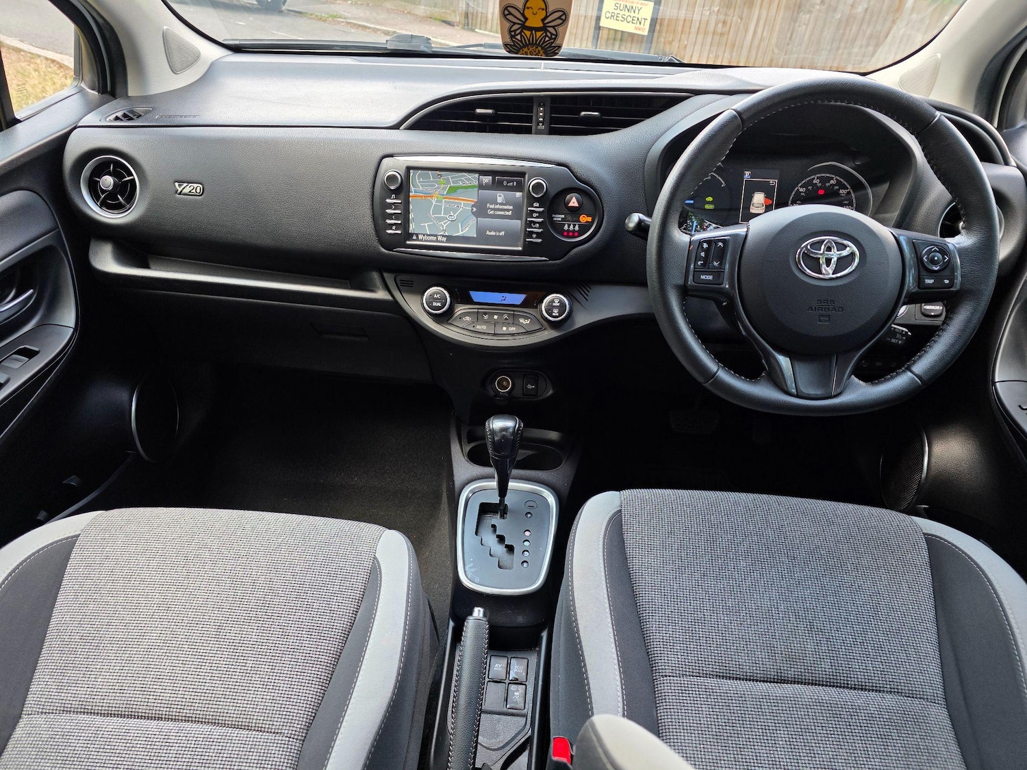 Used Toyota Yaris 2020 for sale - 76422679: Photo 6