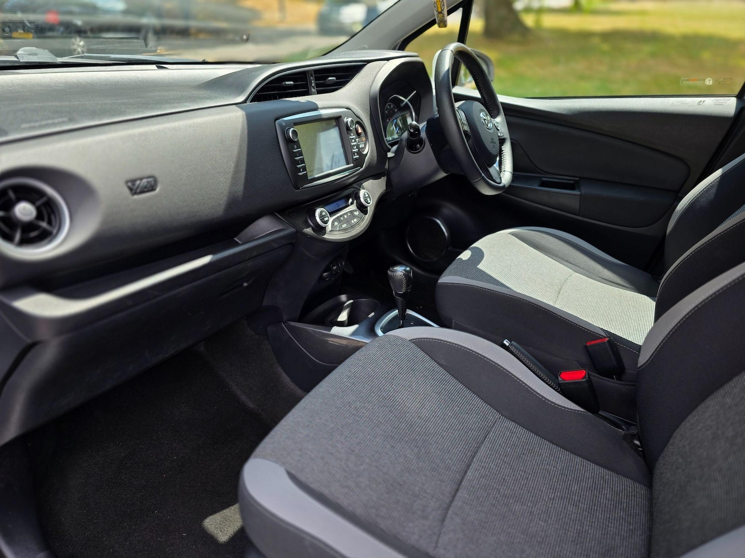 Used Toyota Yaris 2020 for sale - 76422679: Photo 7