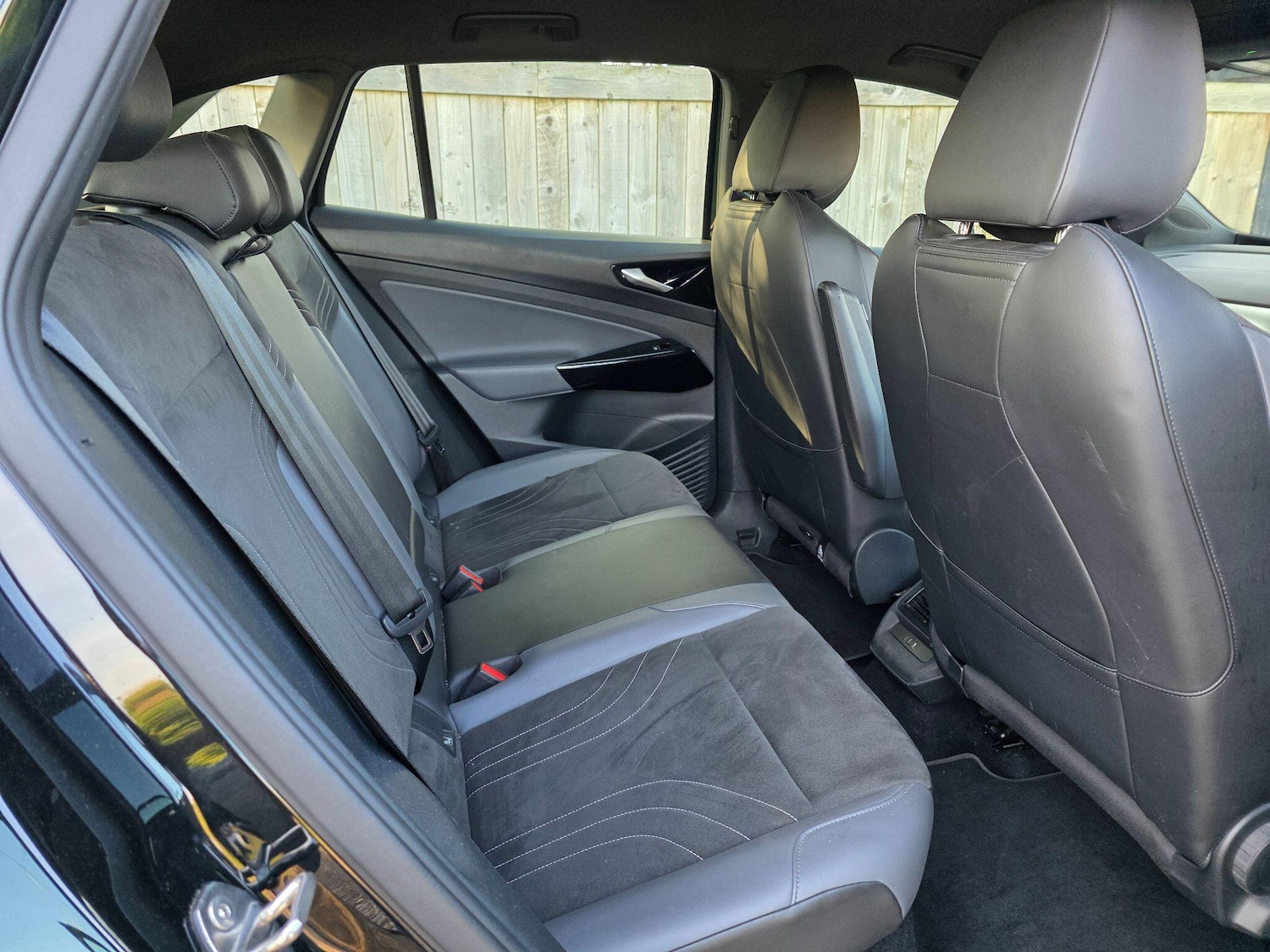 Used Volkswagen ID.4 2022 for sale - 76423826: Photo 8