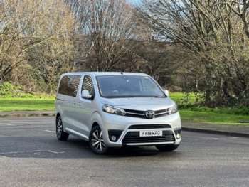Used Toyota PROACE CITY Verso 2019 for sale - 74777520: Photo