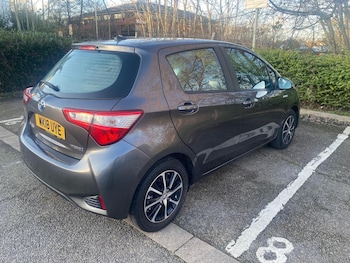 Used Toyota Yaris 2018 for sale - 78429089: Photo