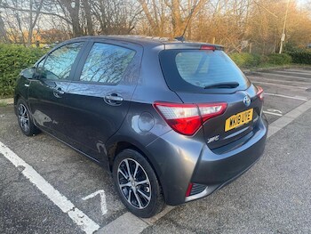 Used Toyota Yaris 2018 for sale - 78429089: Photo