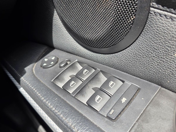 Used BMW 3 Series 2011 for sale - 74935039: Photo 16