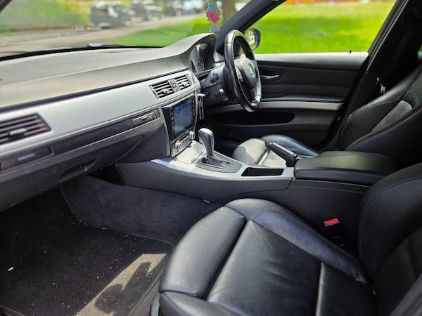 Used BMW 3 Series 2011 for sale - 74935039: Photo 7