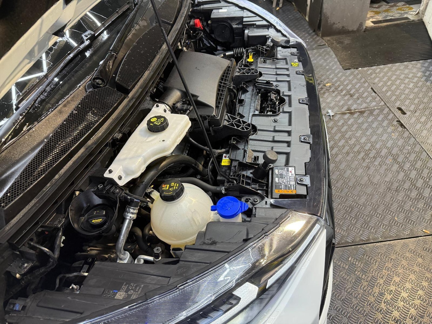 Used Ford Transit Custom 2024 for sale - 76975530: Photo 10