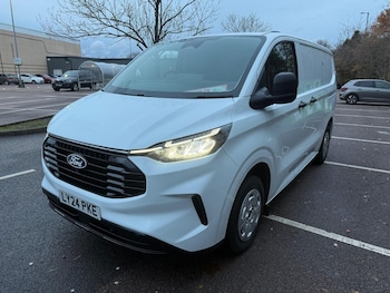 Used Ford Transit Custom 2024 for sale - 76975530: Photo