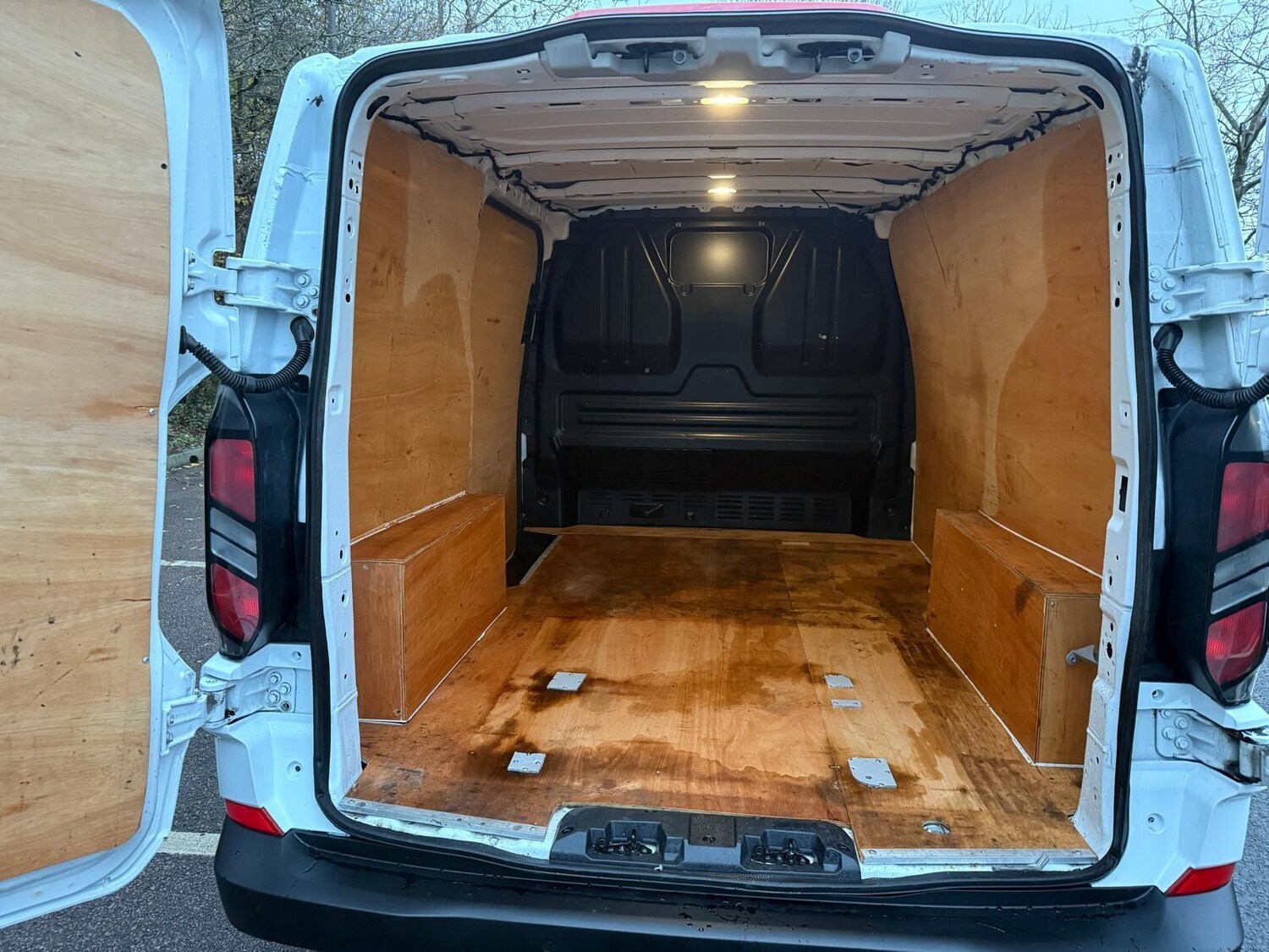 Used Ford Transit Custom 2024 for sale - 76975530: Photo 33