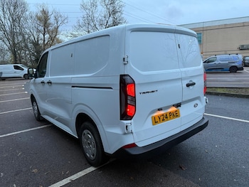 Used Ford Transit Custom 2024 for sale - 76975530: Photo