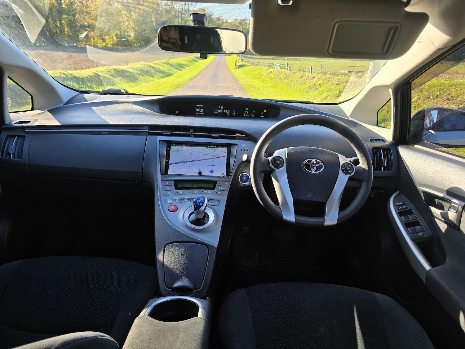 Used Toyota Prius 2020 for sale - 76424037: Photo 4