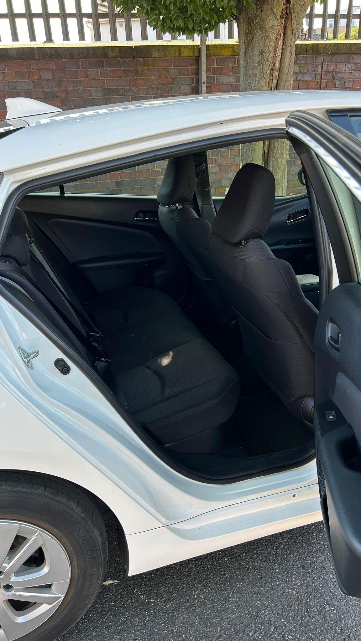 Used Toyota Prius 2017 for sale - 76425629: Photo 17